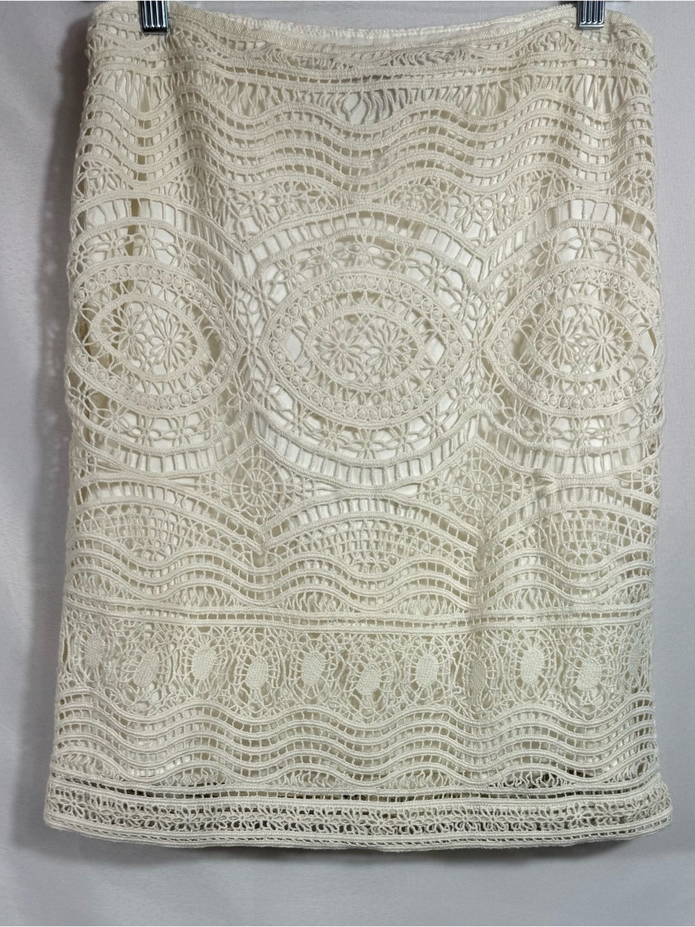 White House Black Market Ivory Crochet Lace Pencil Skirt Size 4